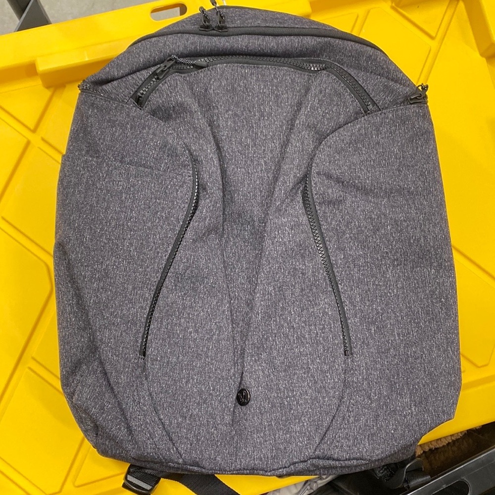 Lululemon define backpack